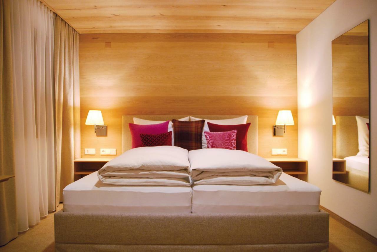 Pension Alpenfluh Lech am Arlberg Exterior photo