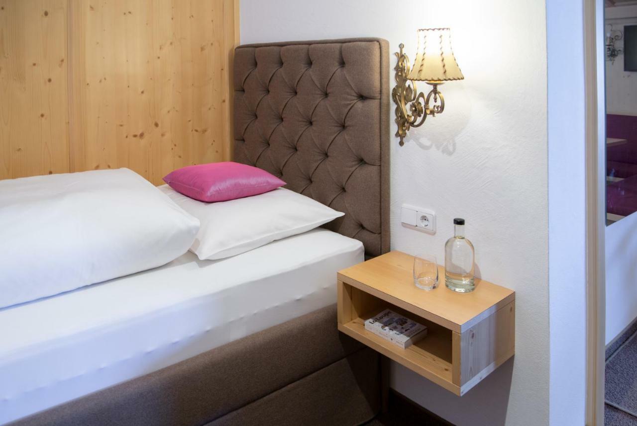 Pension Alpenfluh Lech am Arlberg Exterior photo